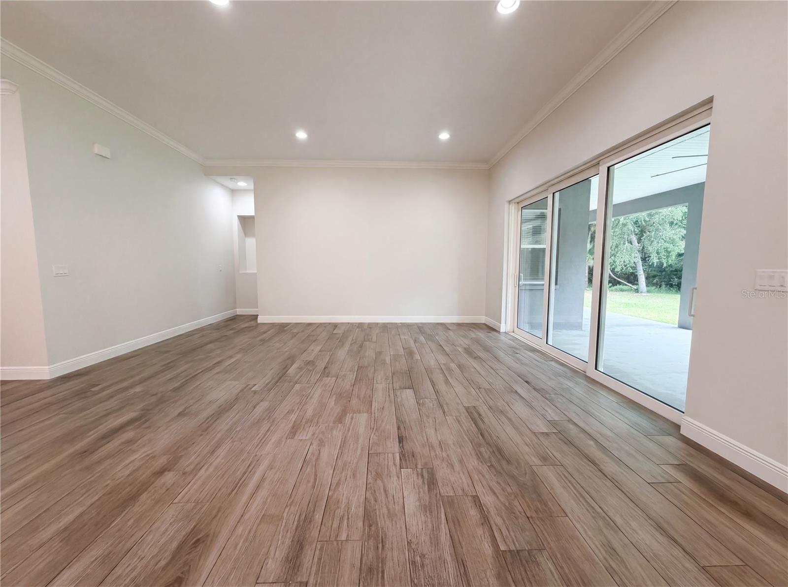 401 RIVER BED CT, WIMAUMA, FL, 33598
