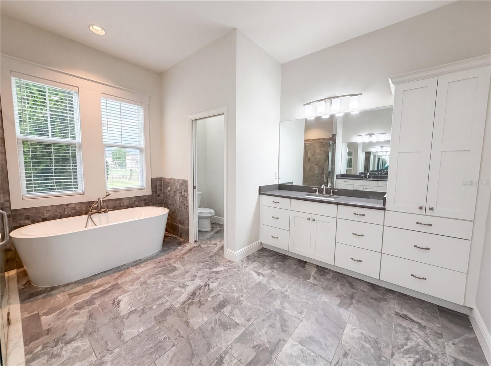 401 RIVER BED CT, WIMAUMA, FL, 33598
