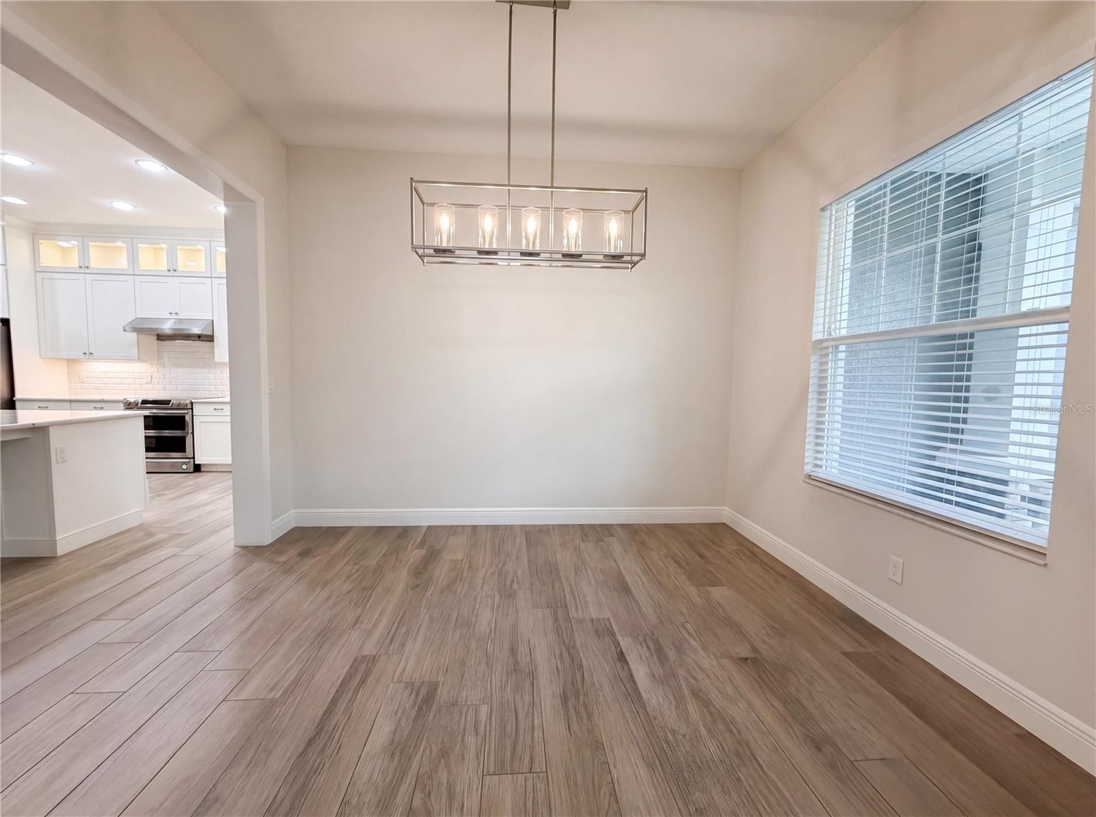 401 RIVER BED CT, WIMAUMA, FL, 33598