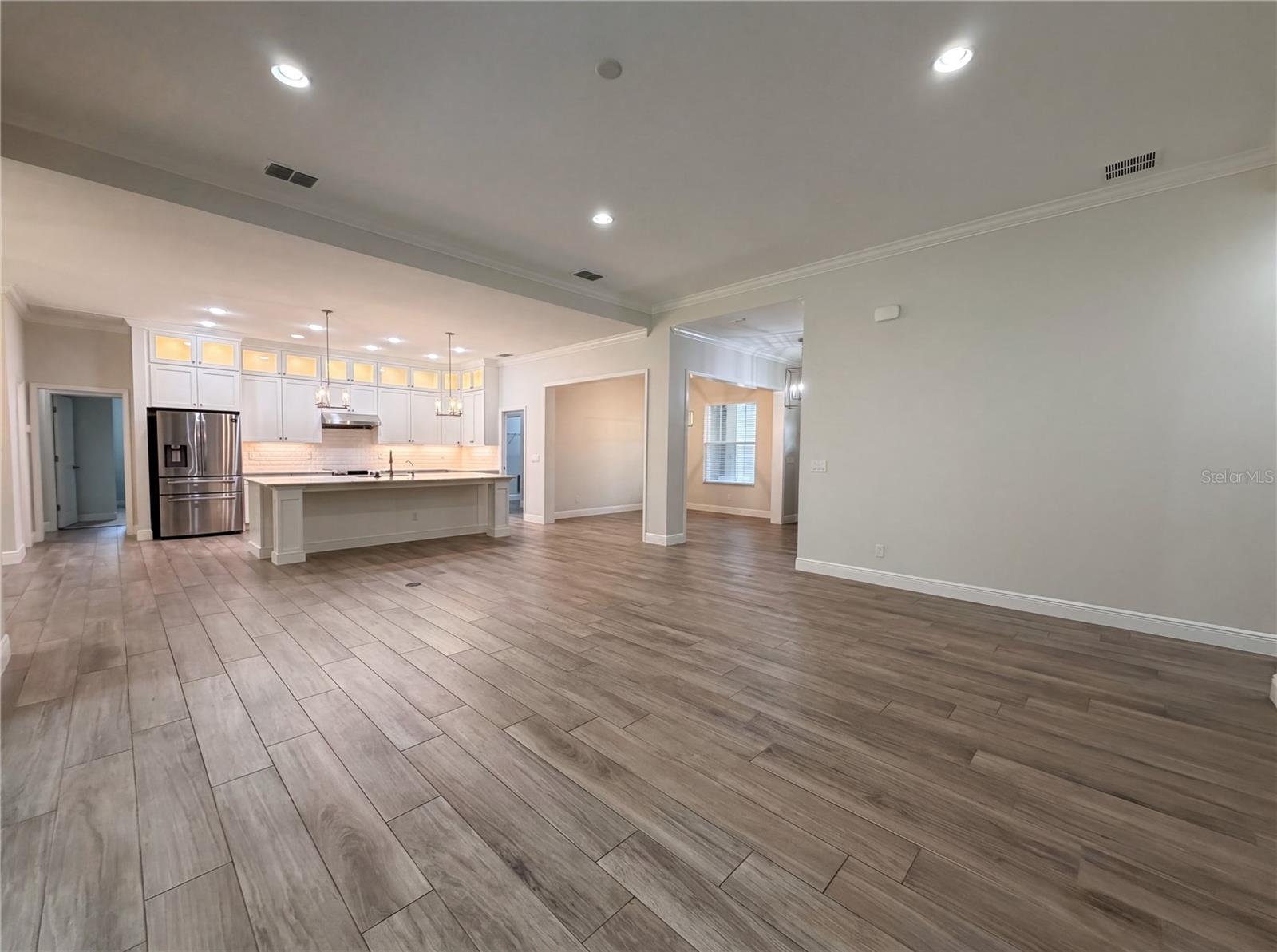 401 RIVER BED CT, WIMAUMA, FL, 33598