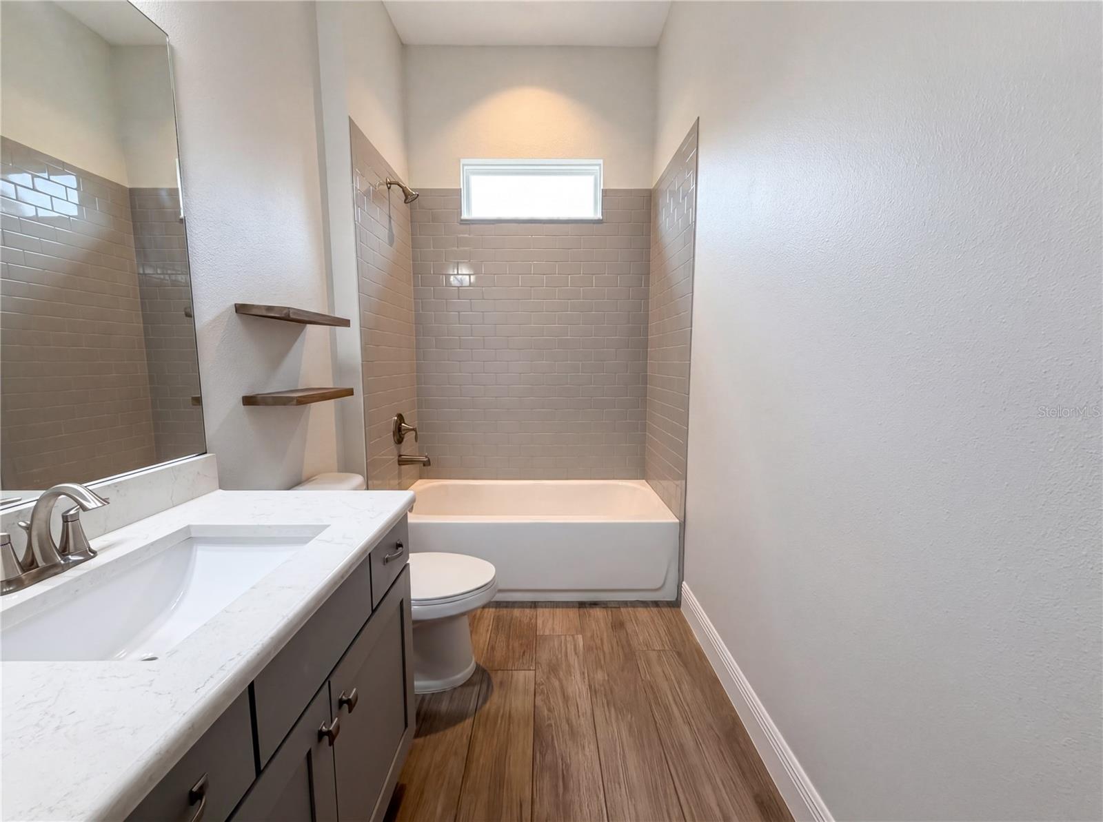 401 RIVER BED CT, WIMAUMA, FL, 33598