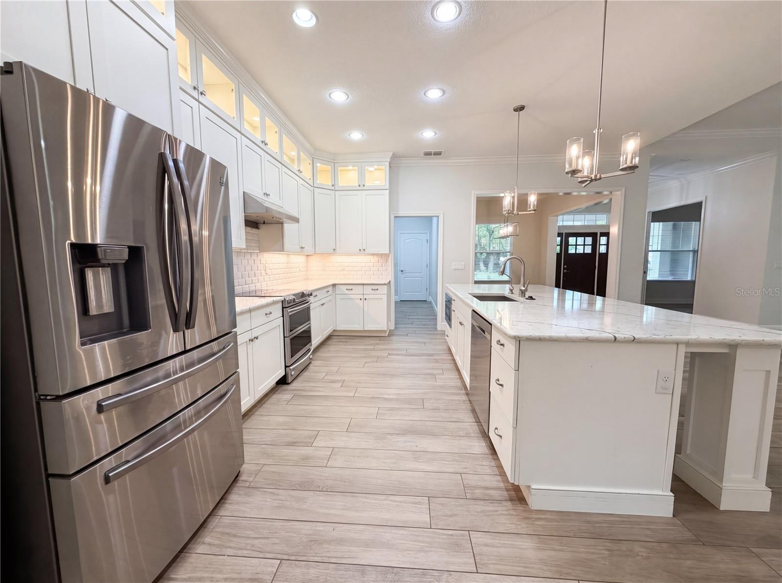401 RIVER BED CT, WIMAUMA, FL, 33598