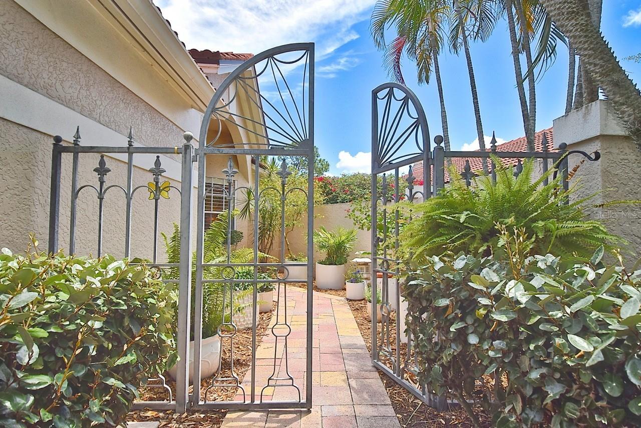 3890 LYNDHURST CT, SARASOTA, FL, 34235