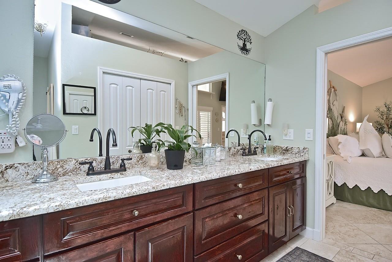 3890 LYNDHURST CT, SARASOTA, FL, 34235