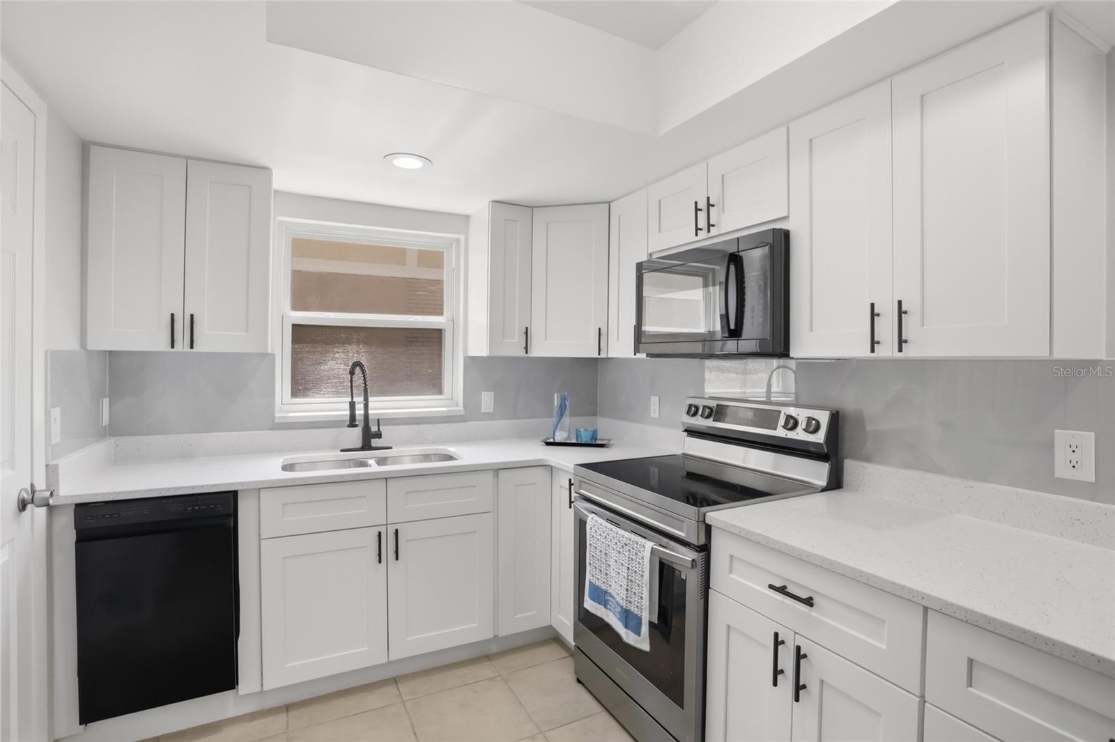 2416 BARLEY CLUB CT #1, ORLANDO, FL, 32837