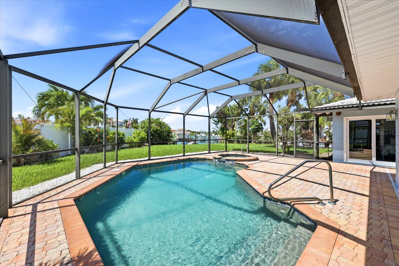 8008 13TH AVE S, ST PETERSBURG, FL, 33707