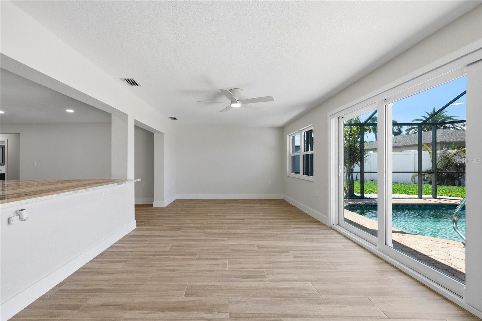 8008 13TH AVE S, ST PETERSBURG, FL, 33707