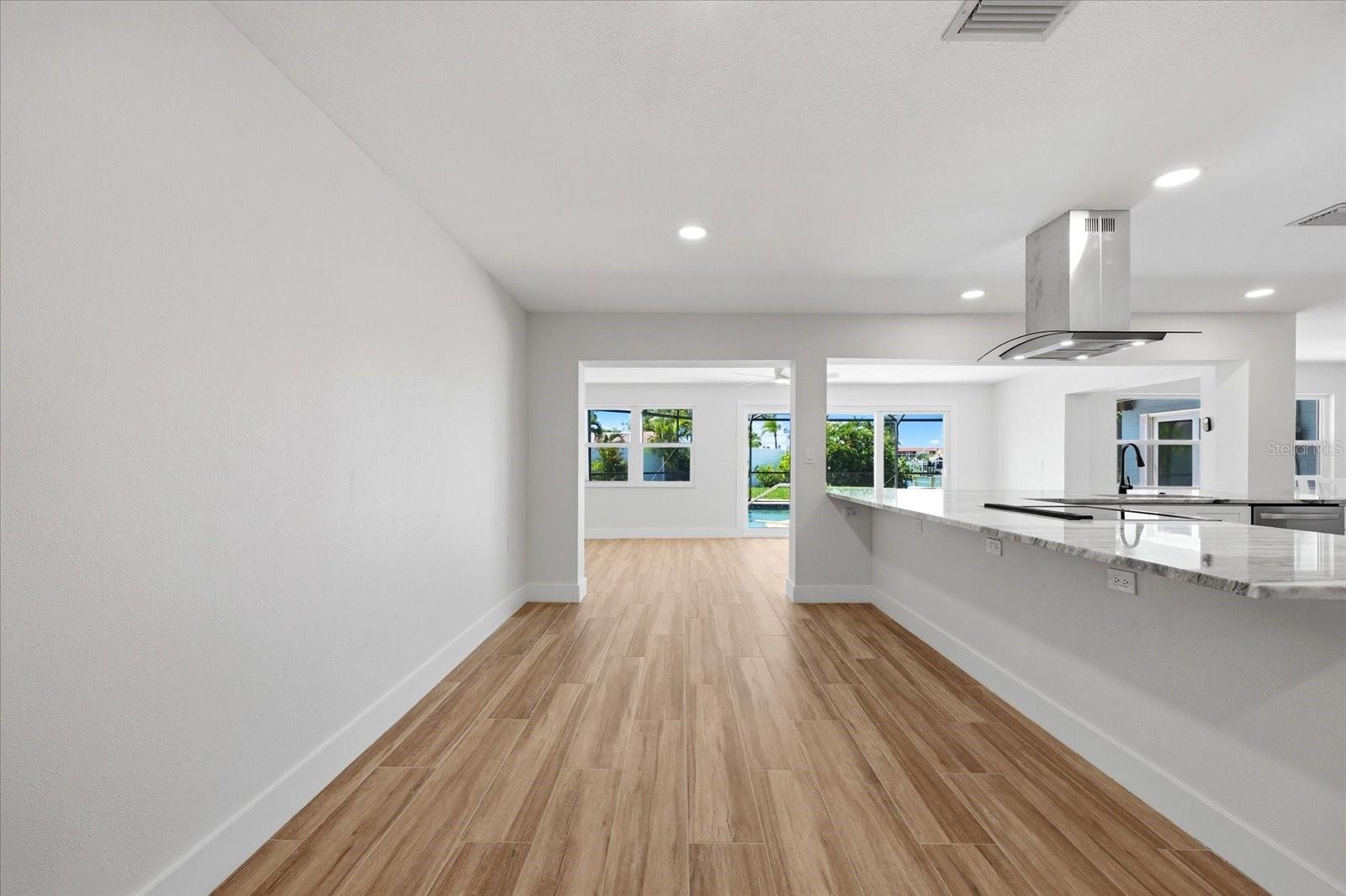 8008 13TH AVE S, ST PETERSBURG, FL, 33707