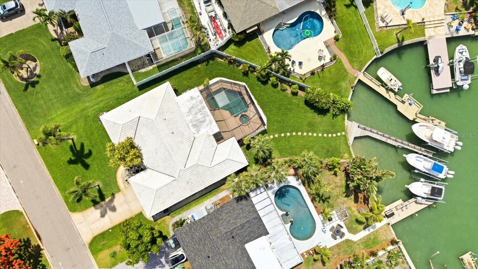 8008 13TH AVE S, ST PETERSBURG, FL, 33707