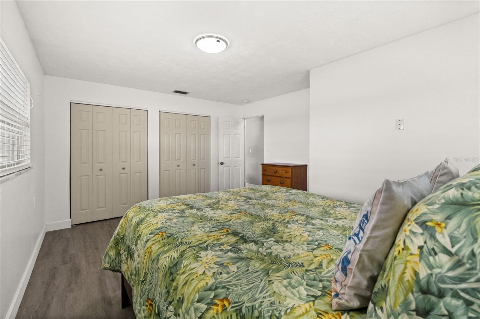 710 116TH AVE, TREASURE ISLAND, FL, 33706
