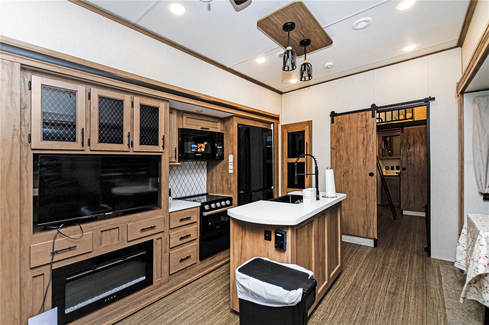 18233 185TH RD, LIVE OAK, FL, 32060