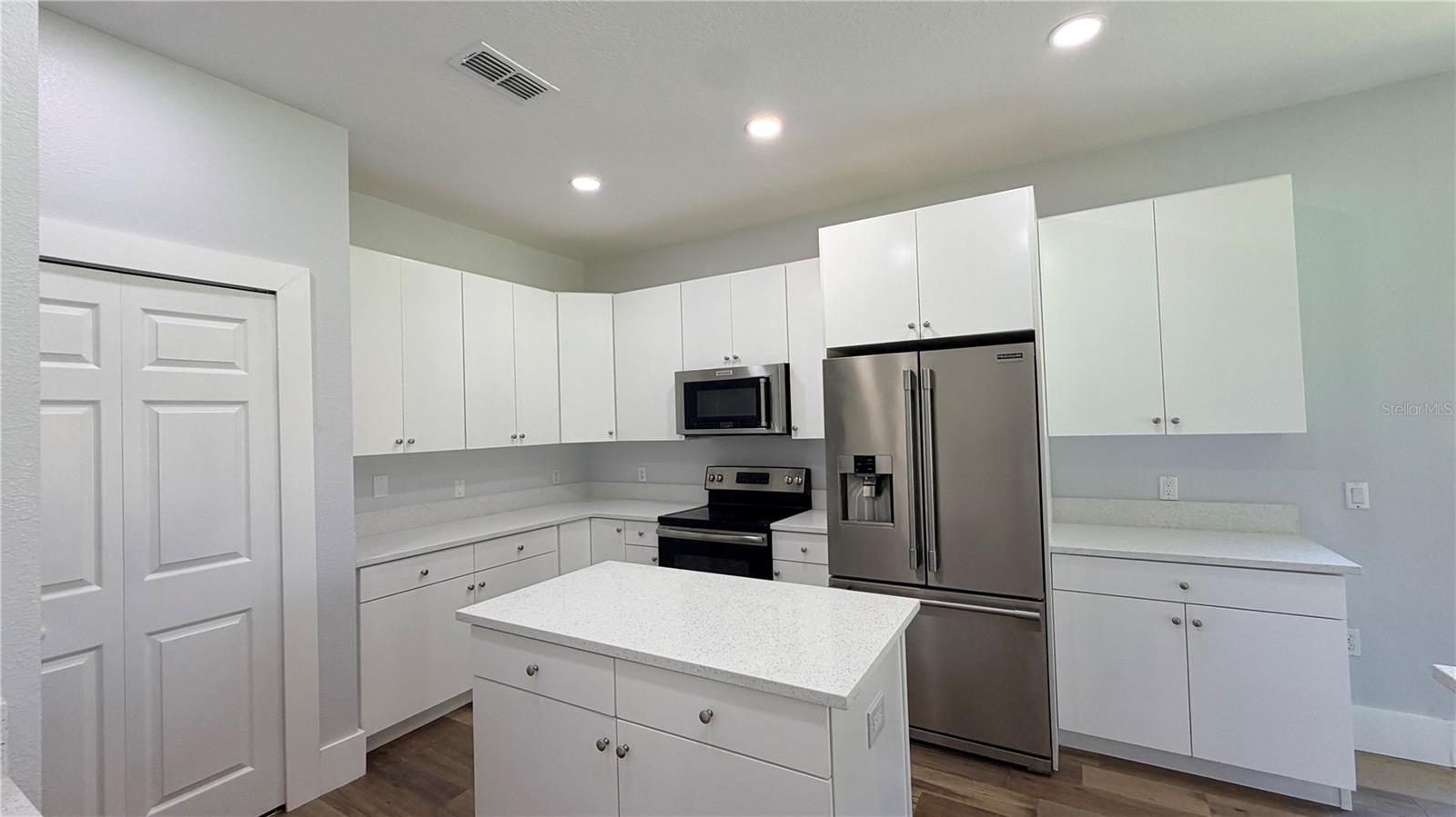 3839 EAGLE ISLE CIR, KISSIMMEE, FL, 34746