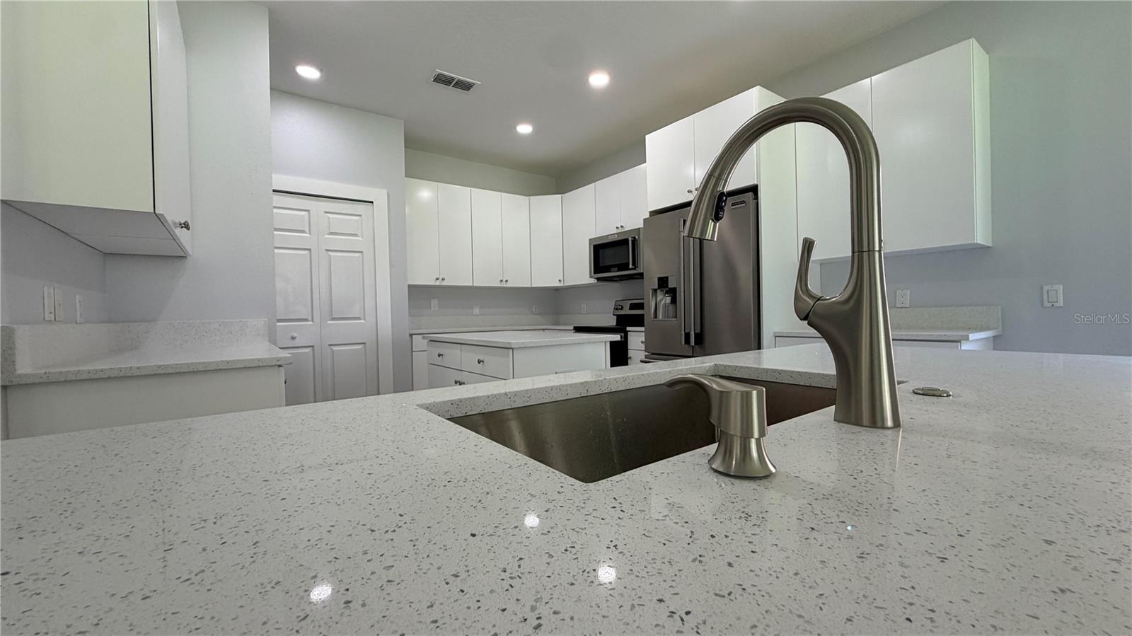 3839 EAGLE ISLE CIR, KISSIMMEE, FL, 34746