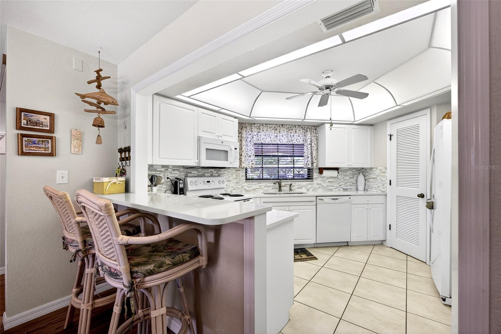 23465 HARBORVIEW RD #214, PUNTA GORDA, FL, 33980