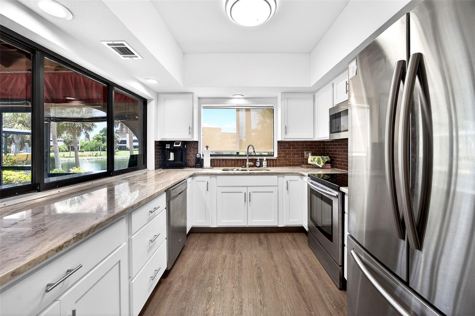23465 HARBORVIEW RD #214, PUNTA GORDA, FL, 33980