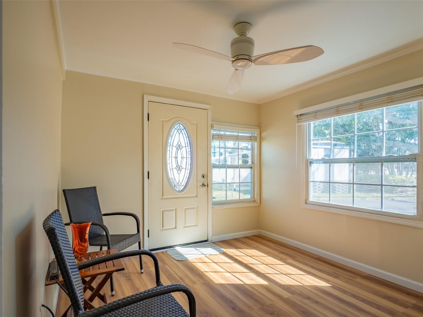 401 DENICE DR #401, SEMINOLE, FL, 33772
