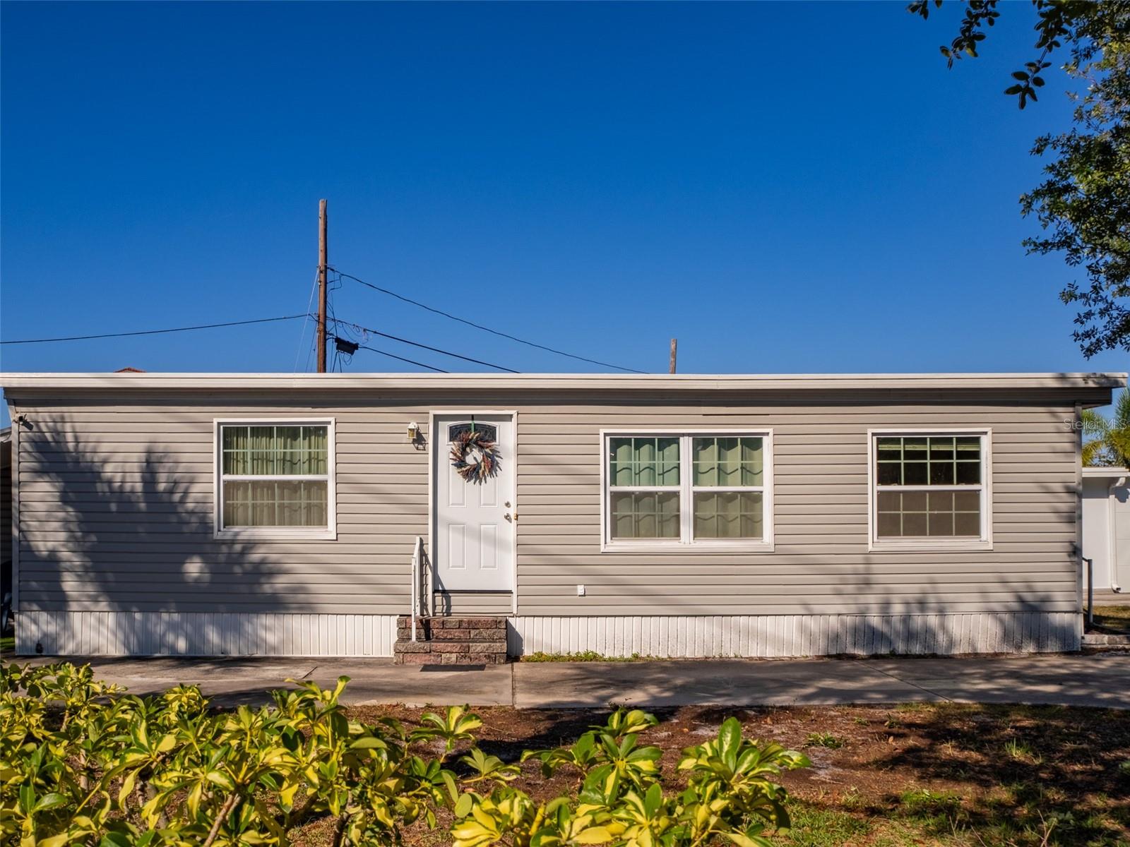 401 DENICE DR #401, SEMINOLE, FL, 33772