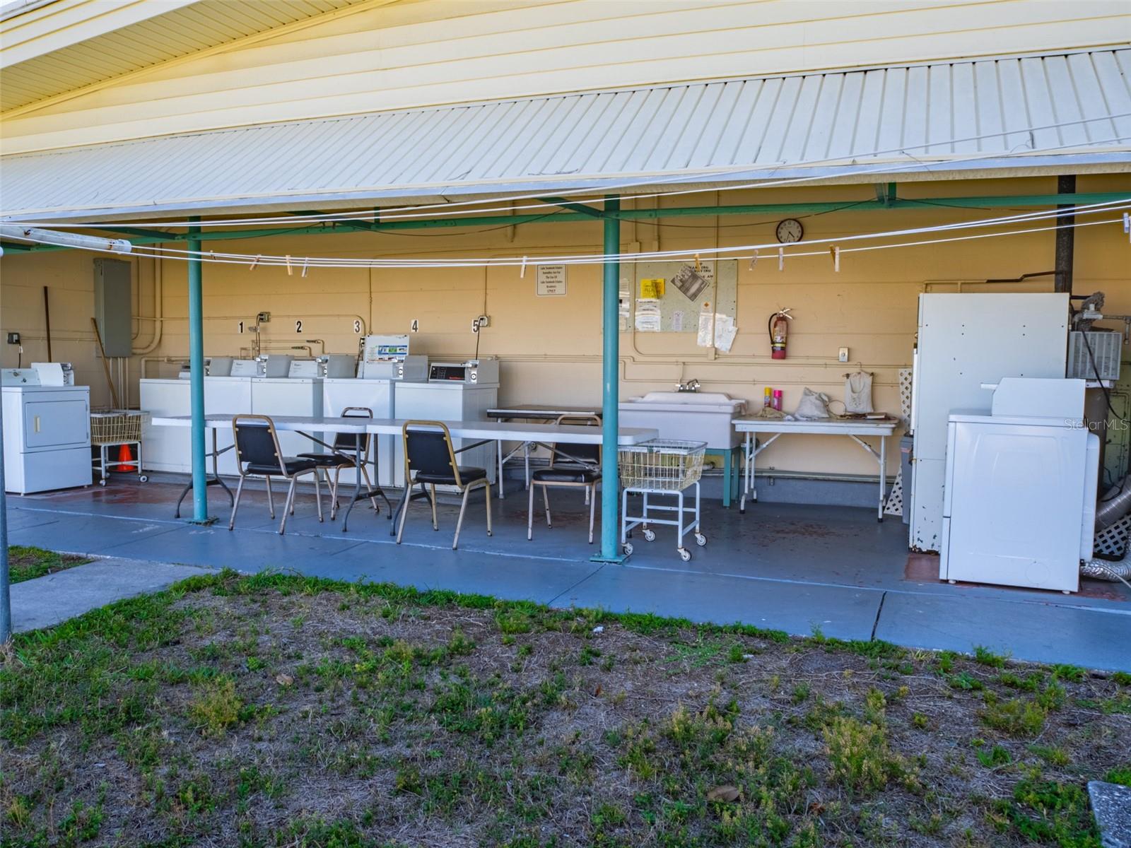 401 DENICE DR #401, SEMINOLE, FL, 33772