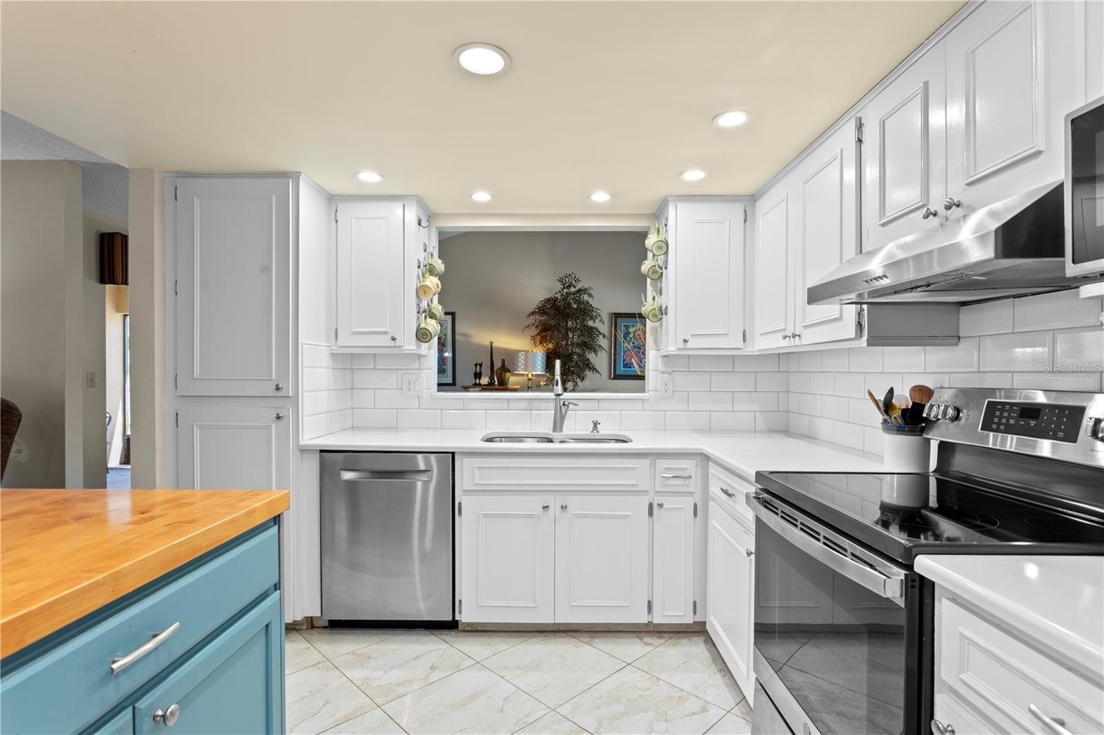 2449 BAY BERRY CT, CLEARWATER, FL, 33763