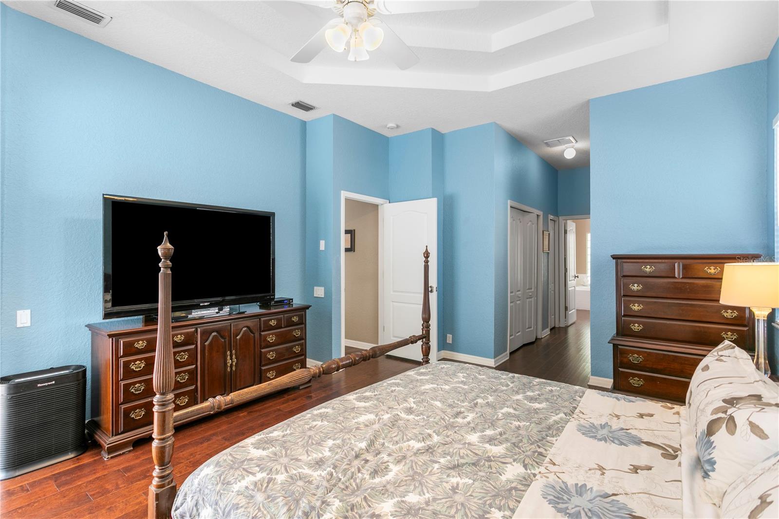 10237 GARDEN ALCOVE DR, TAMPA, FL, 33647