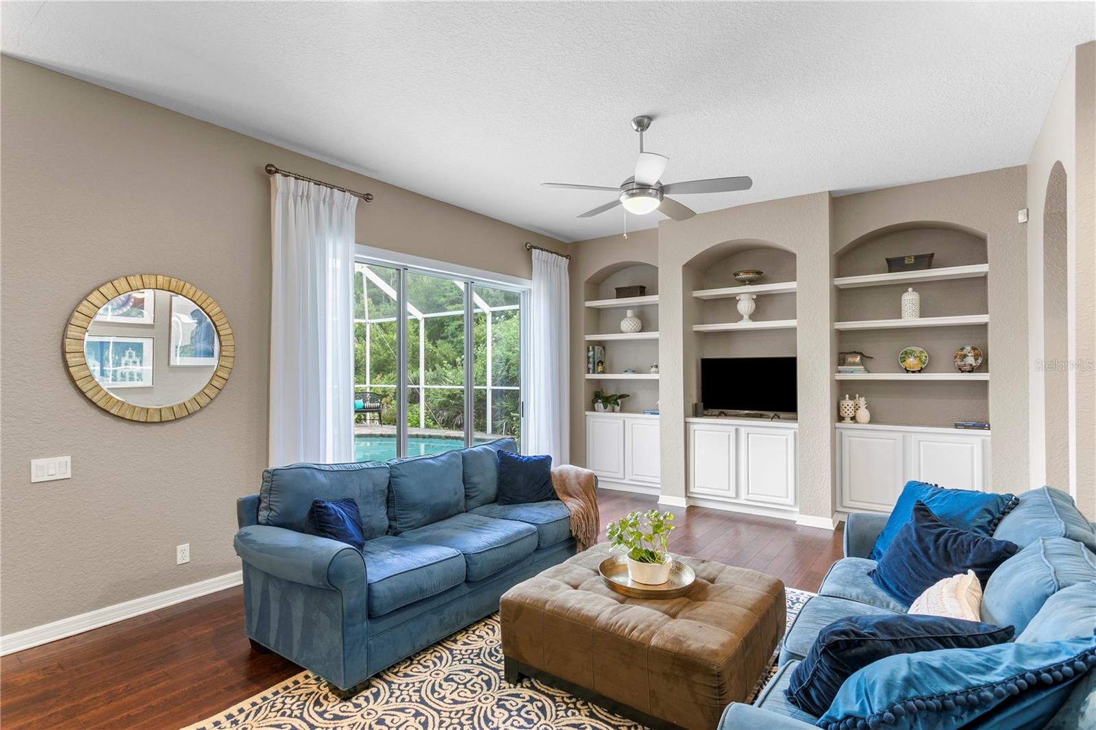 10237 GARDEN ALCOVE DR, TAMPA, FL, 33647