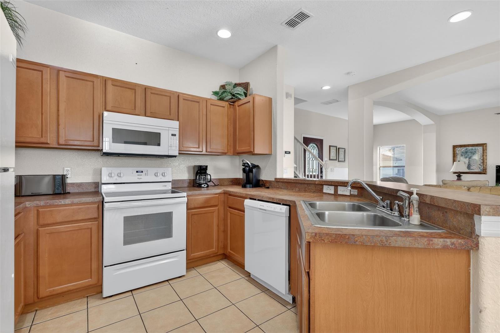 126 SUMMER PLACE LOOP, CLERMONT, FL, 34714