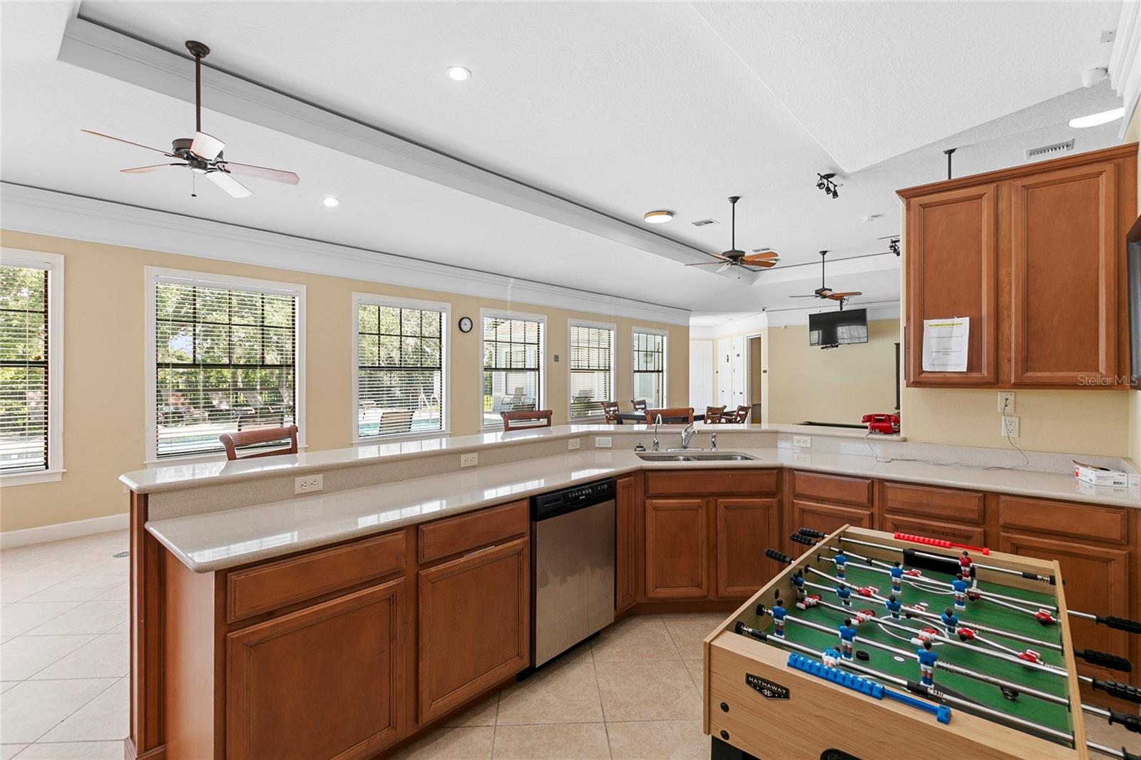 523 LAKE DAVENPORT CIR, DAVENPORT, FL, 33837