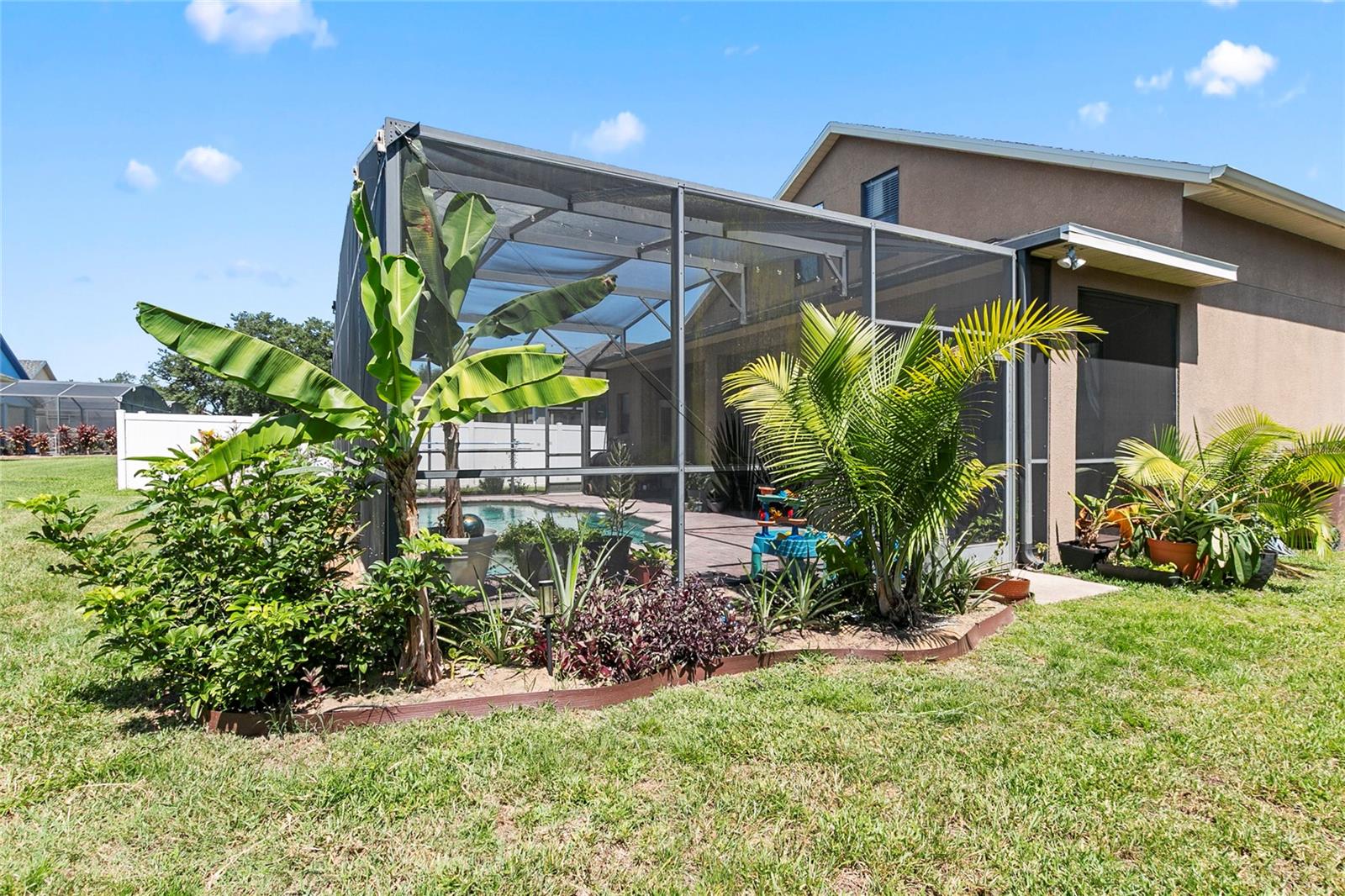 523 LAKE DAVENPORT CIR, DAVENPORT, FL, 33837