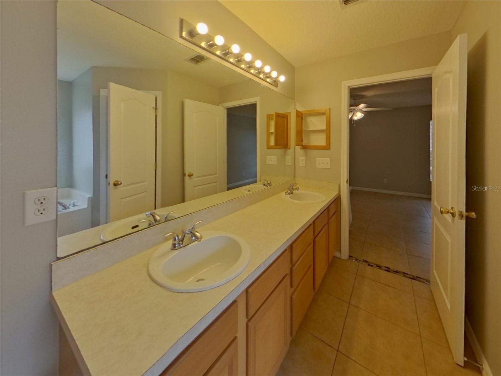2091 FAWN MEADOW CIR, ST CLOUD, FL, 34772