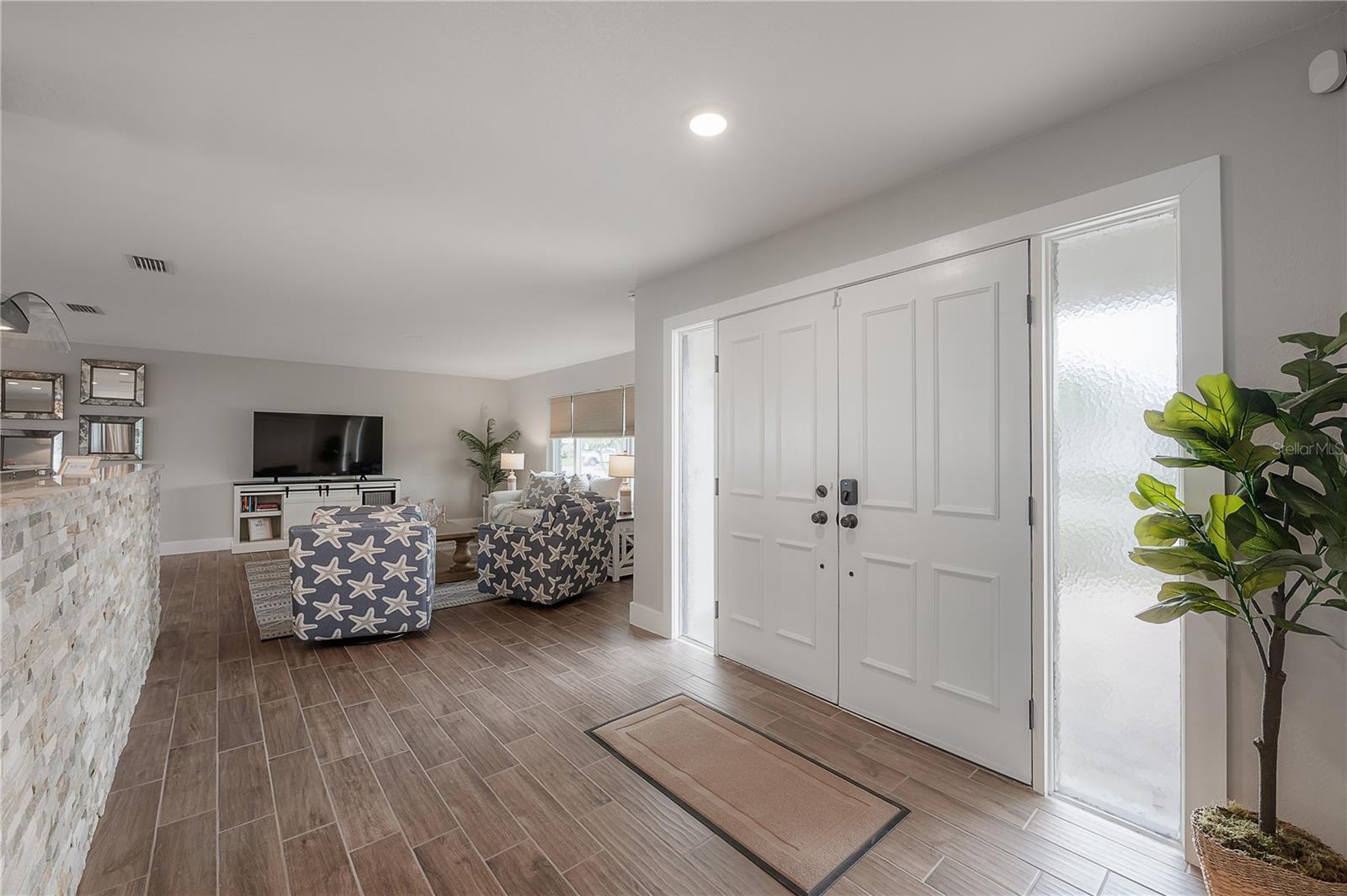 6322 COTTONWOOD LN, APOLLO BEACH, FL, 33572