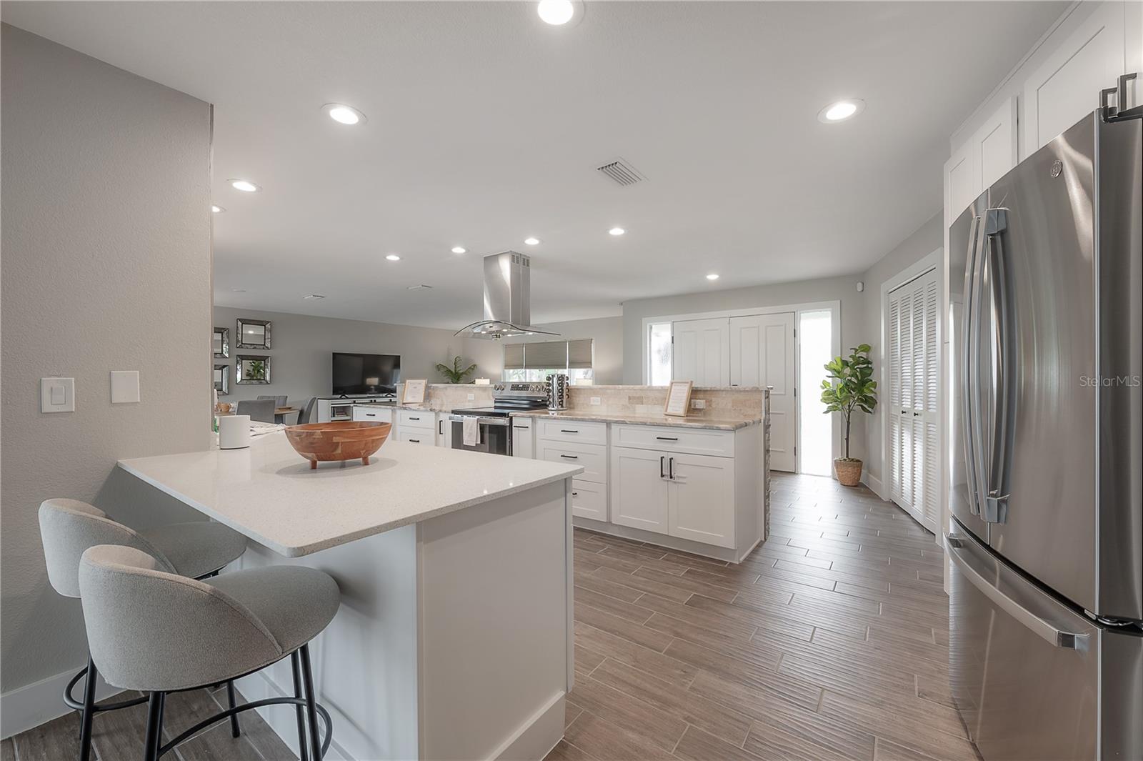 6322 COTTONWOOD LN, APOLLO BEACH, FL, 33572
