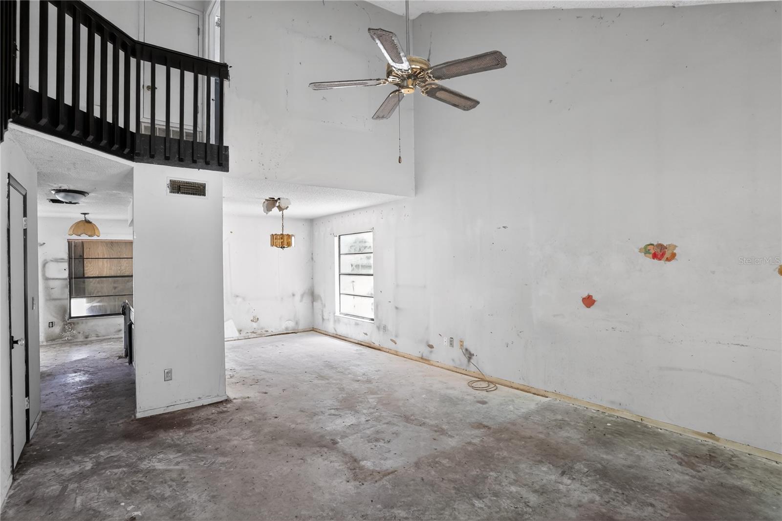 613 CHARING CROSS CT, LAKE MARY, FL, 32746