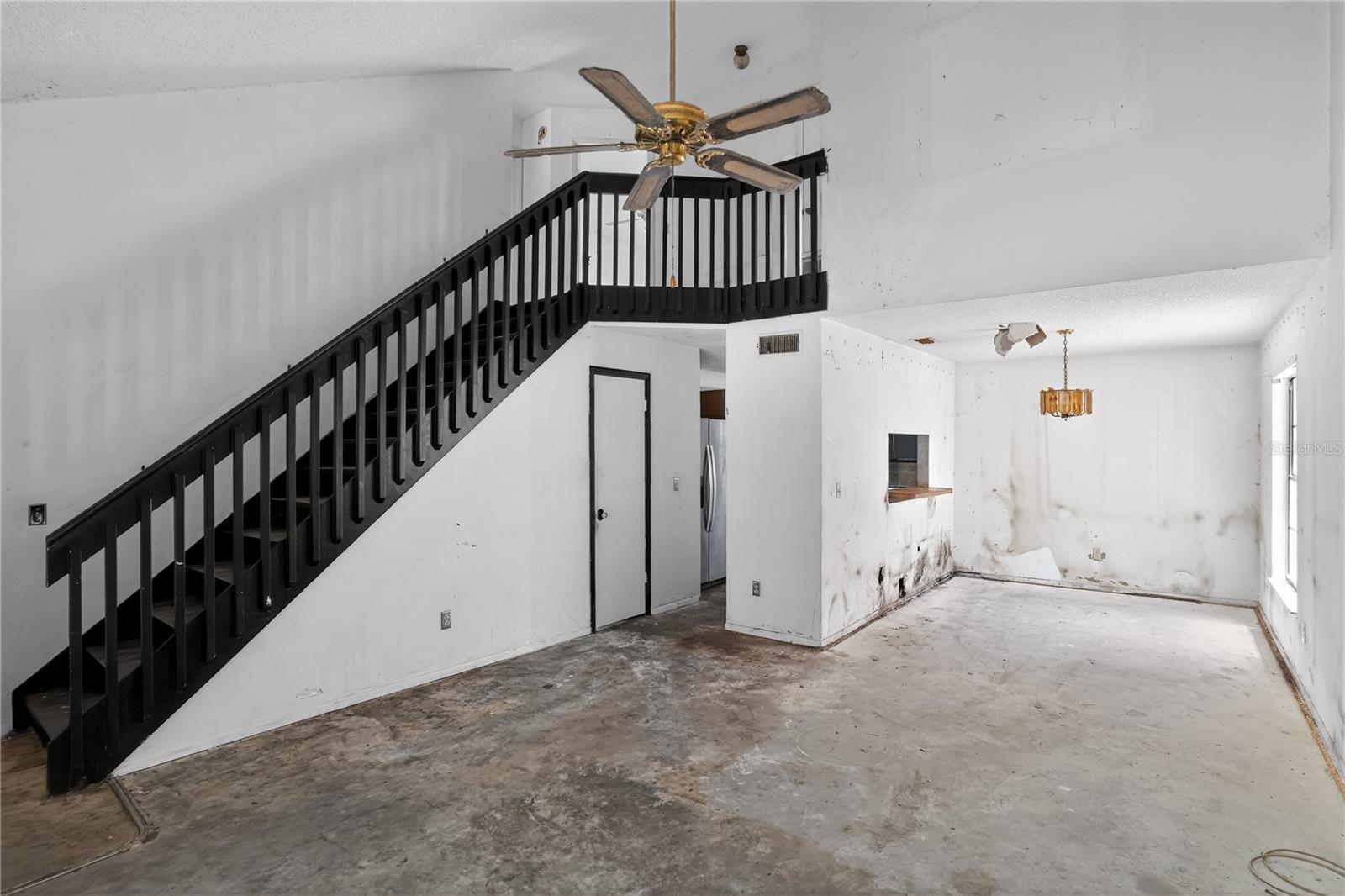 613 CHARING CROSS CT, LAKE MARY, FL, 32746