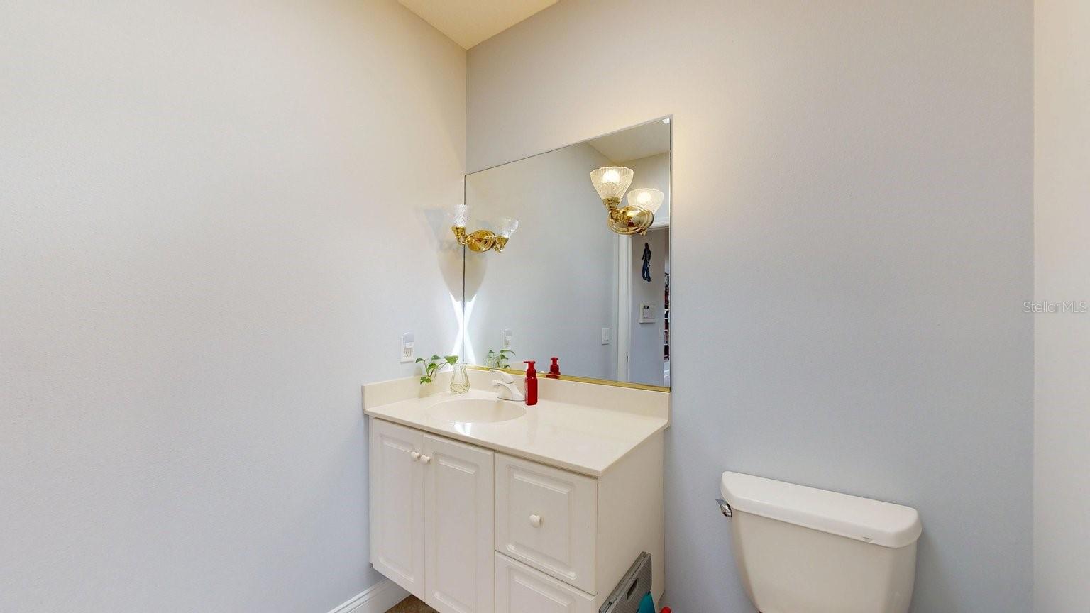 208 LONDON DR, PALM COAST, FL, 32137