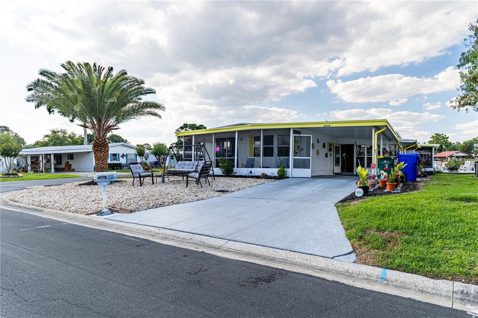 1004 TODD WAY, TAVARES, FL, 32778