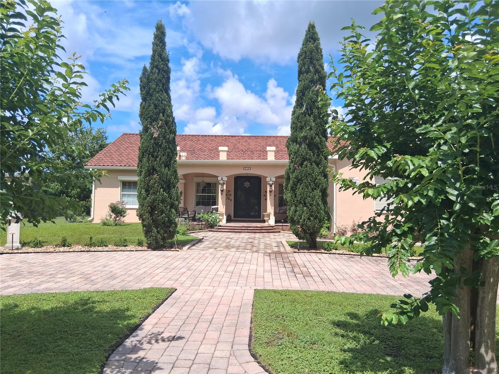 915 OLD WELCOME RD, LITHIA, FL, 33547