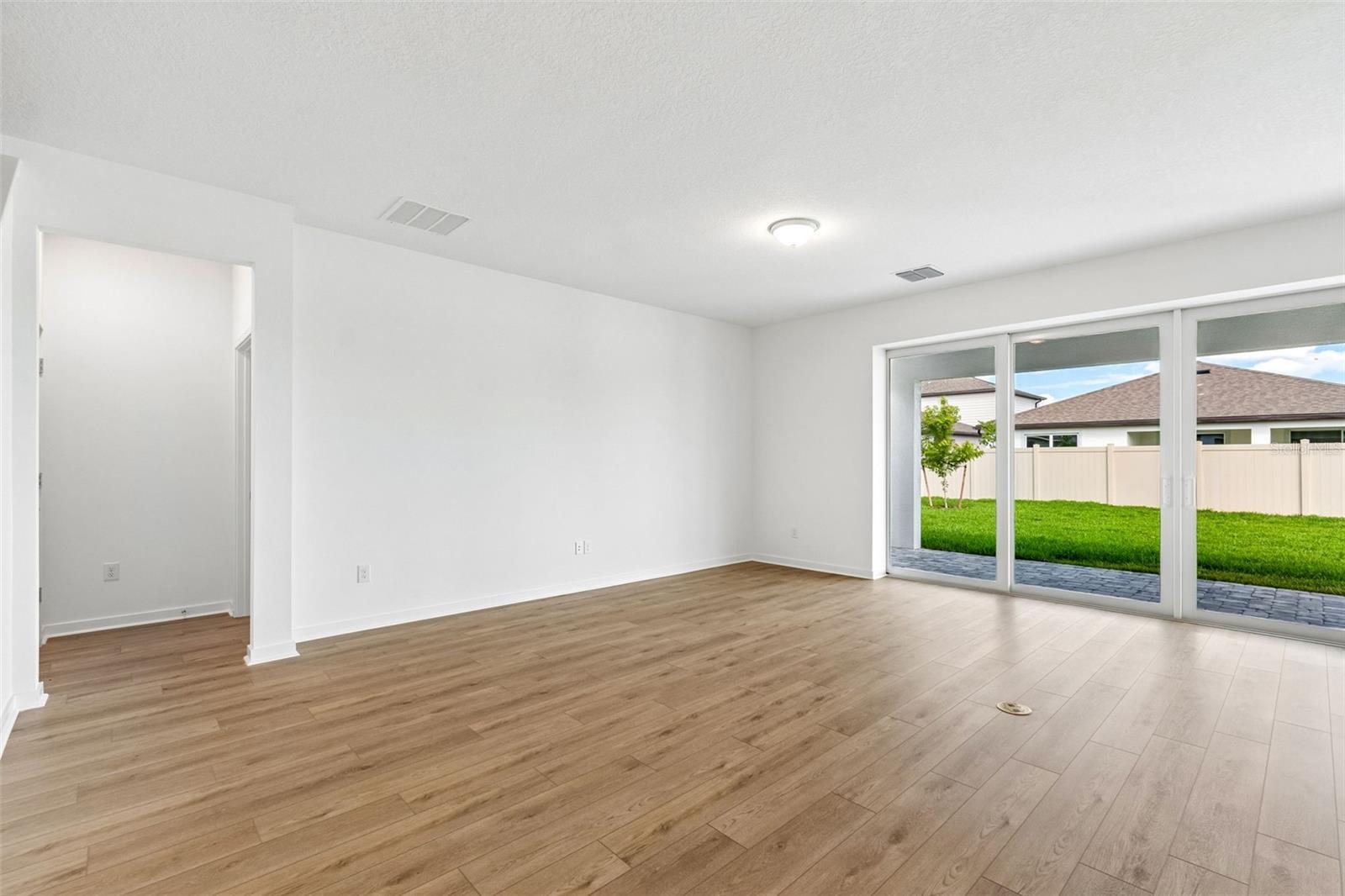 6669 ASBURY BARNES LN, WESLEY CHAPEL, FL, 33545