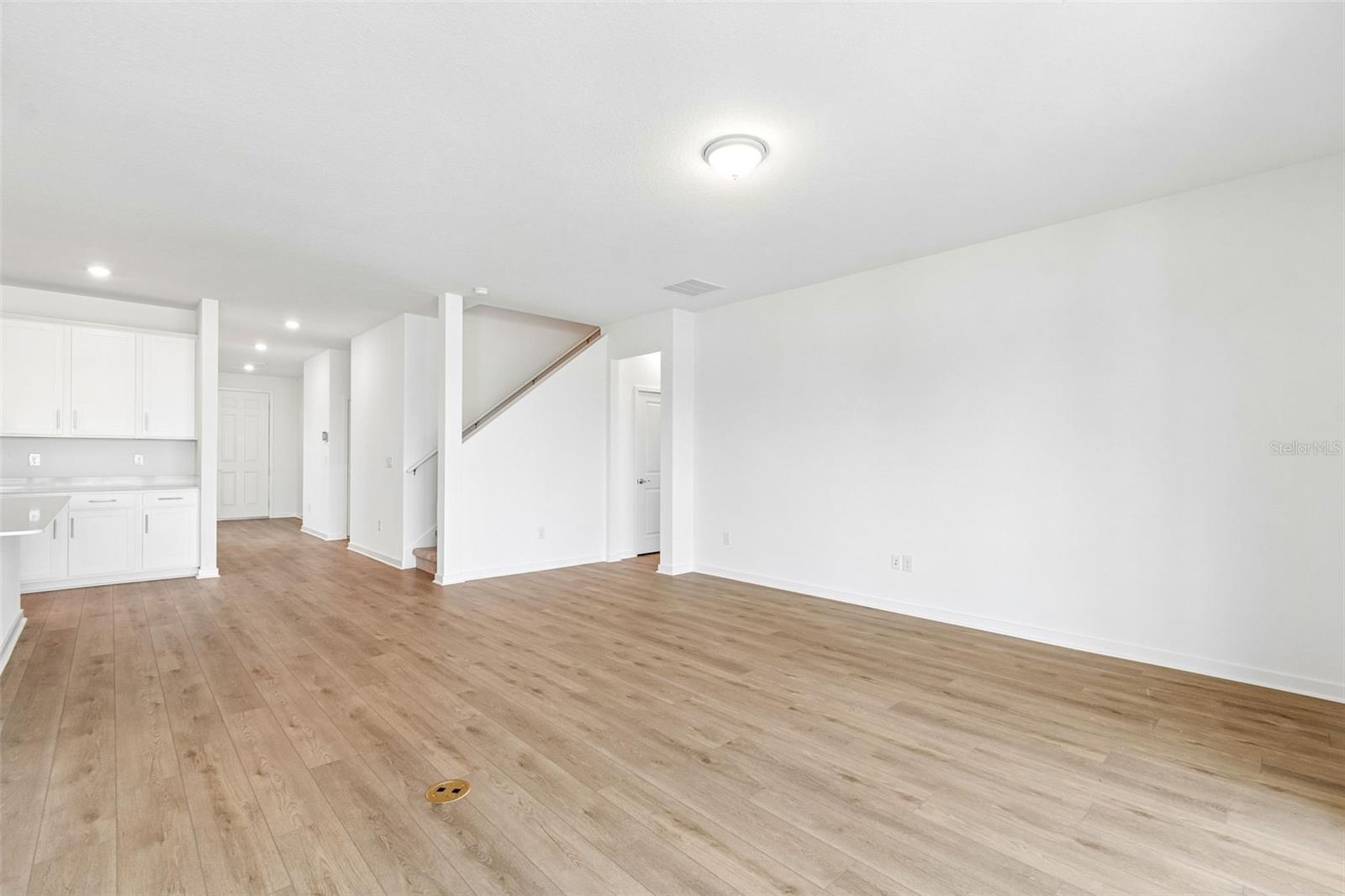 6669 ASBURY BARNES LN, WESLEY CHAPEL, FL, 33545