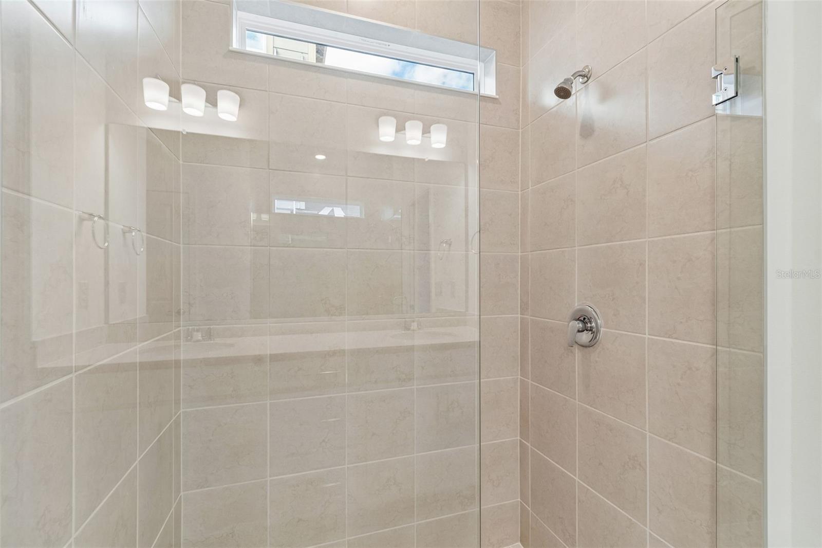 6669 ASBURY BARNES LN, WESLEY CHAPEL, FL, 33545