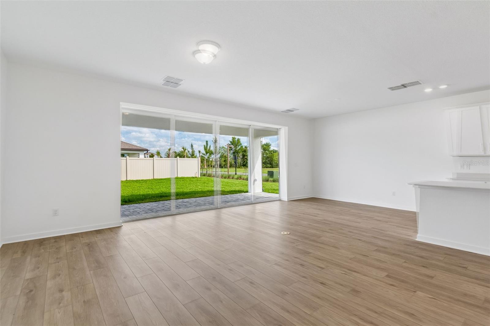6669 ASBURY BARNES LN, WESLEY CHAPEL, FL, 33545