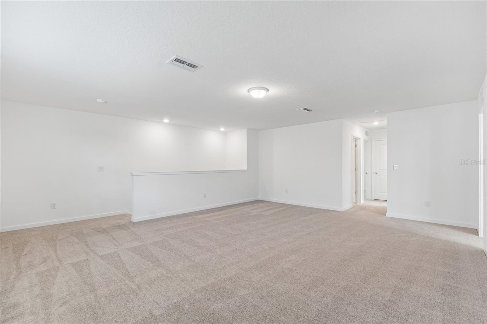 6669 ASBURY BARNES LN, WESLEY CHAPEL, FL, 33545