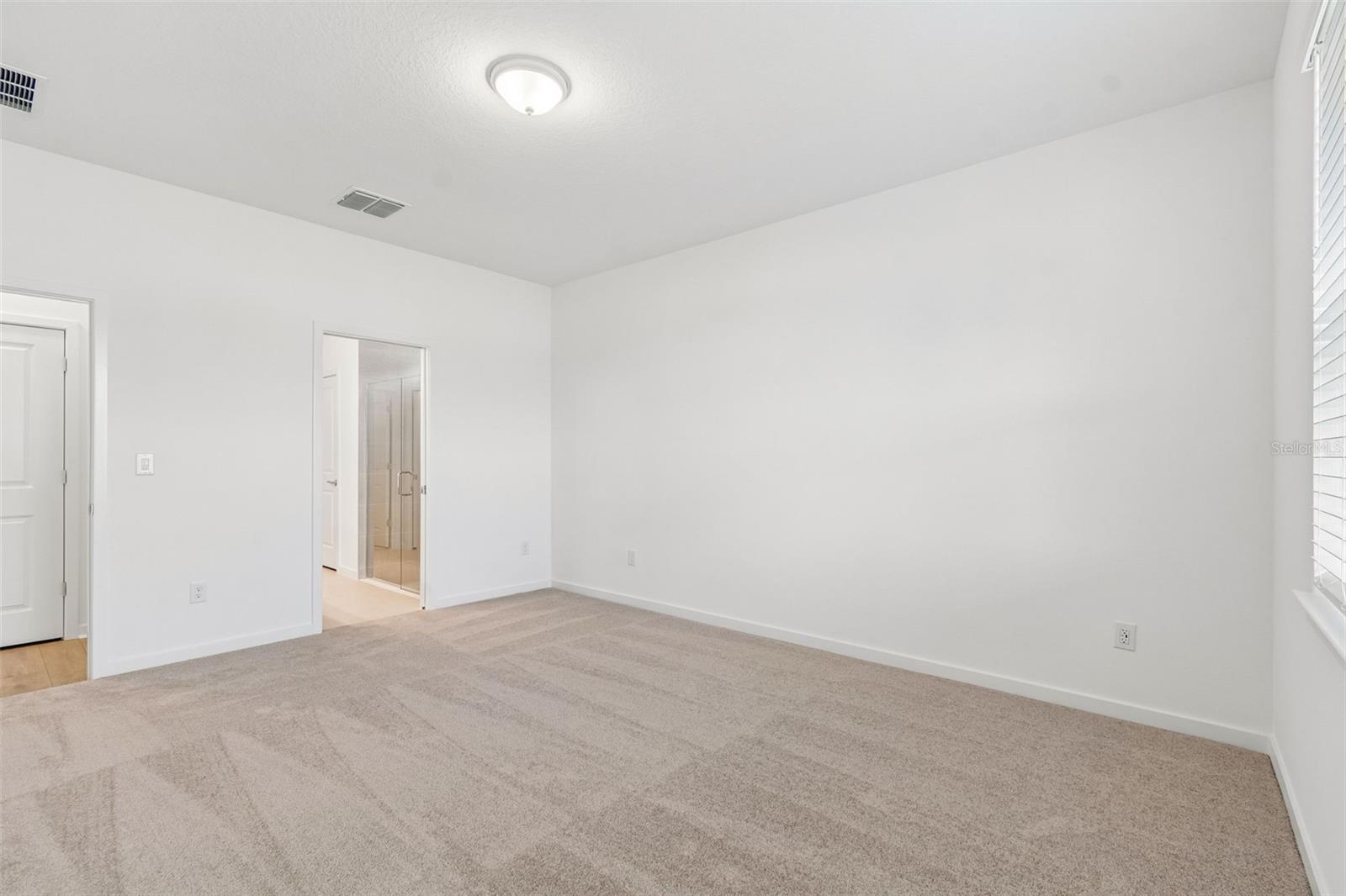 6669 ASBURY BARNES LN, WESLEY CHAPEL, FL, 33545