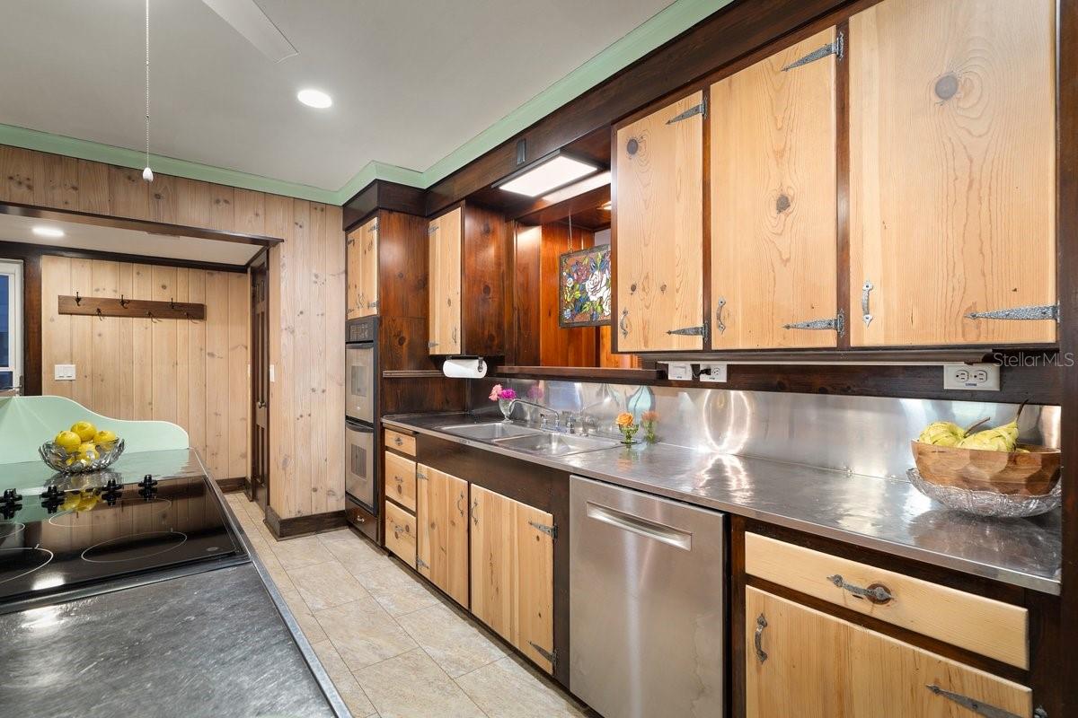 639 & 659 JOHN ANDERSON DR, ORMOND BEACH, FL, 32176