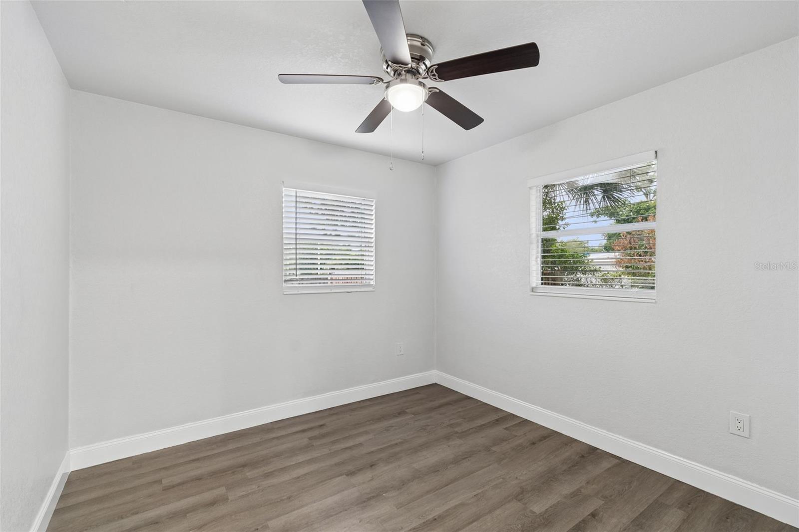 803 S CASTLE CT, TAMPA, FL, 33612