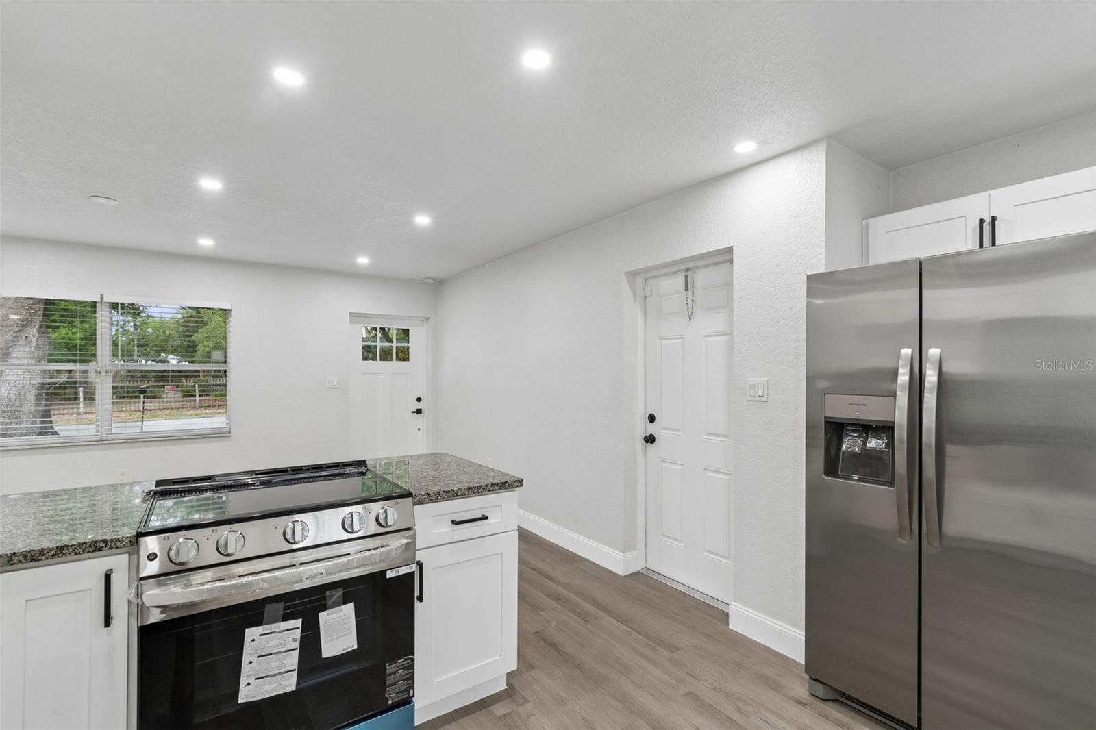 803 S CASTLE CT, TAMPA, FL, 33612