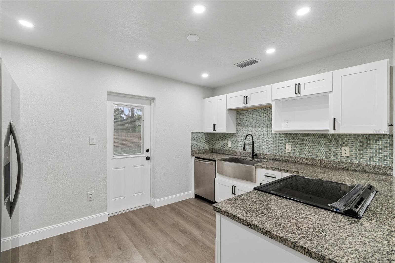 803 S CASTLE CT, TAMPA, FL, 33612