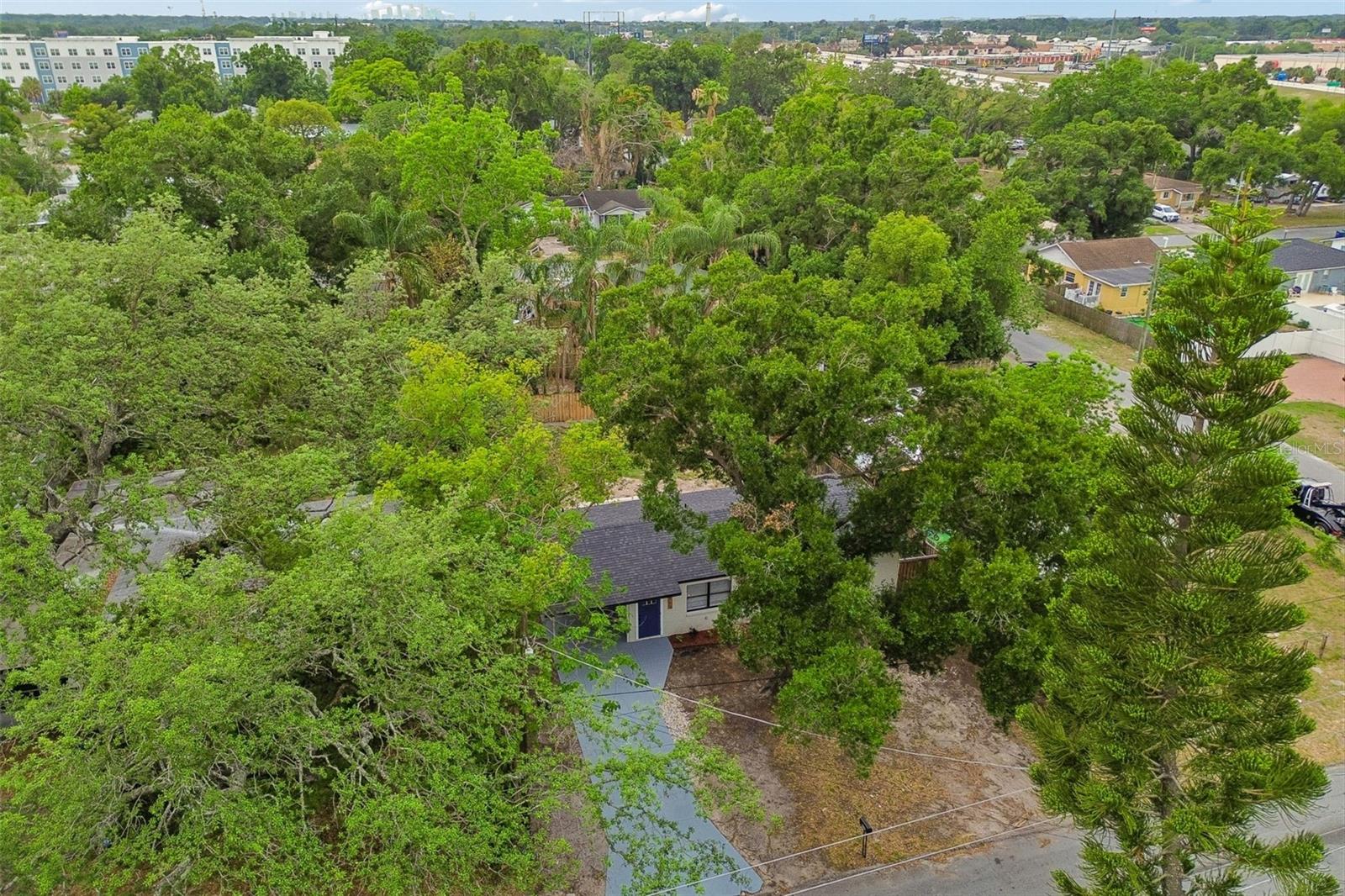 803 S CASTLE CT, TAMPA, FL, 33612
