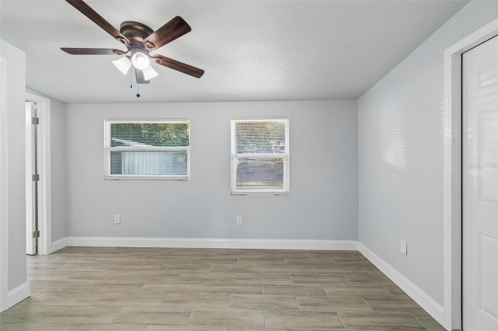 2105 46TH AVENUE DR W, BRADENTON, FL, 34207