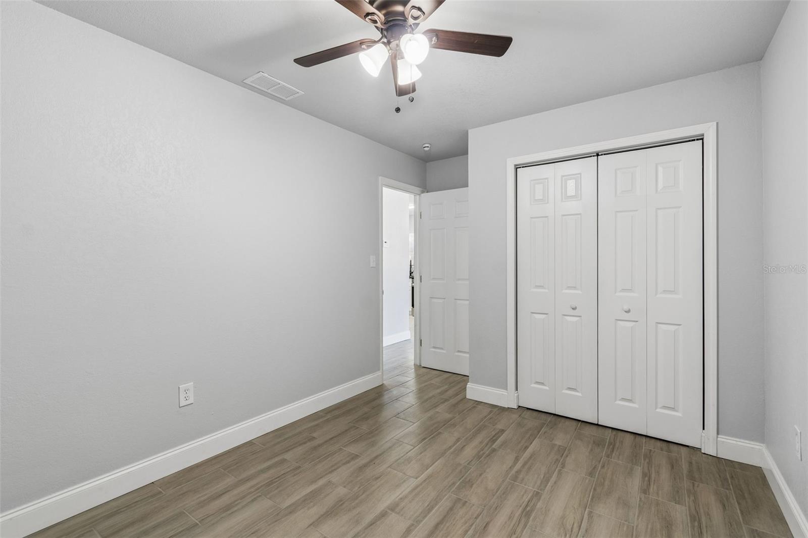 2105 46TH AVENUE DR W, BRADENTON, FL, 34207