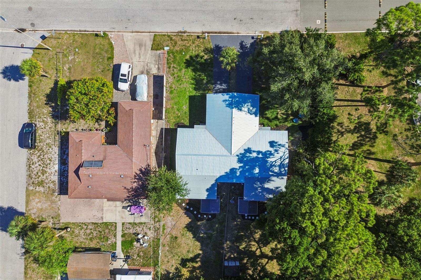 2105 46TH AVENUE DR W, BRADENTON, FL, 34207
